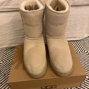 New mens sand UGGS